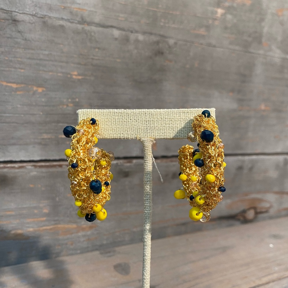 Small Hand Made Gold Crochet Beaded Hoops - Picture 10 of 11